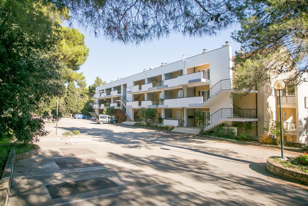 Sfinga Verudela V Apartma